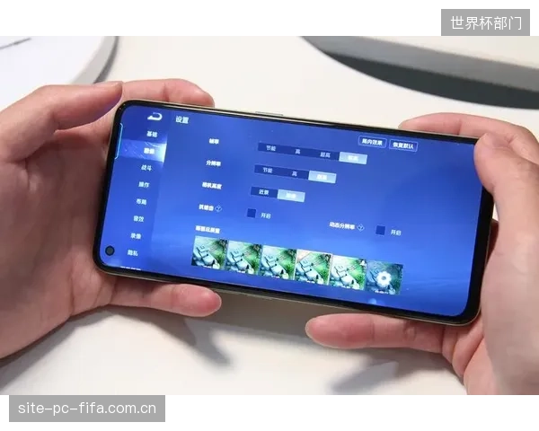 苹果在空间计算领域的布局，预示着未来场馆的交互将不再局限于手机屏幕，而是与物理空间完全融合
